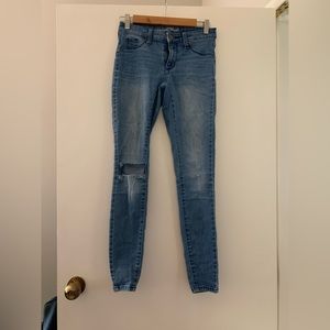 Universal thread size 2 skinny stretch jeans